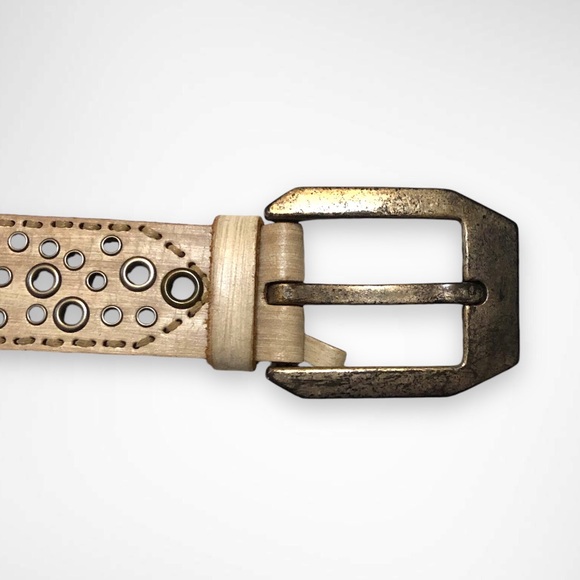 Vintage Hyde Collection Western Rodeo  Cowgirl Boho Laced Leather Grommet Belt - Picture 3 of 4